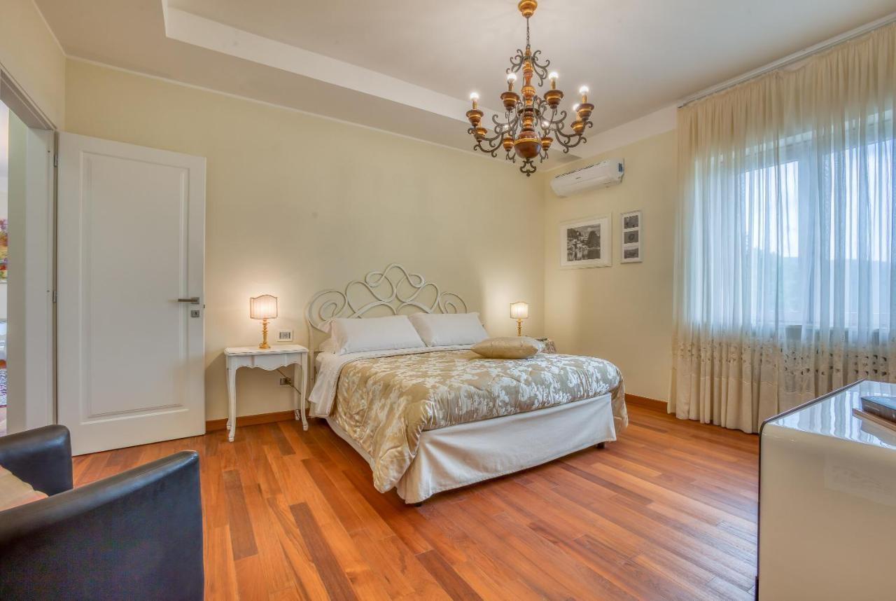 Hotel Villa De Santis Montefranco Kültér fotó