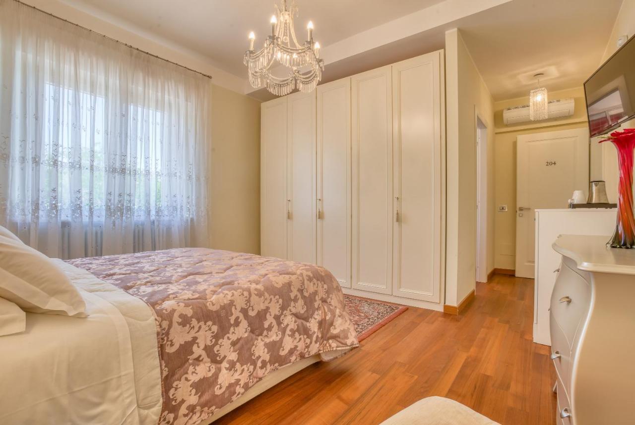Hotel Villa De Santis Montefranco Kültér fotó